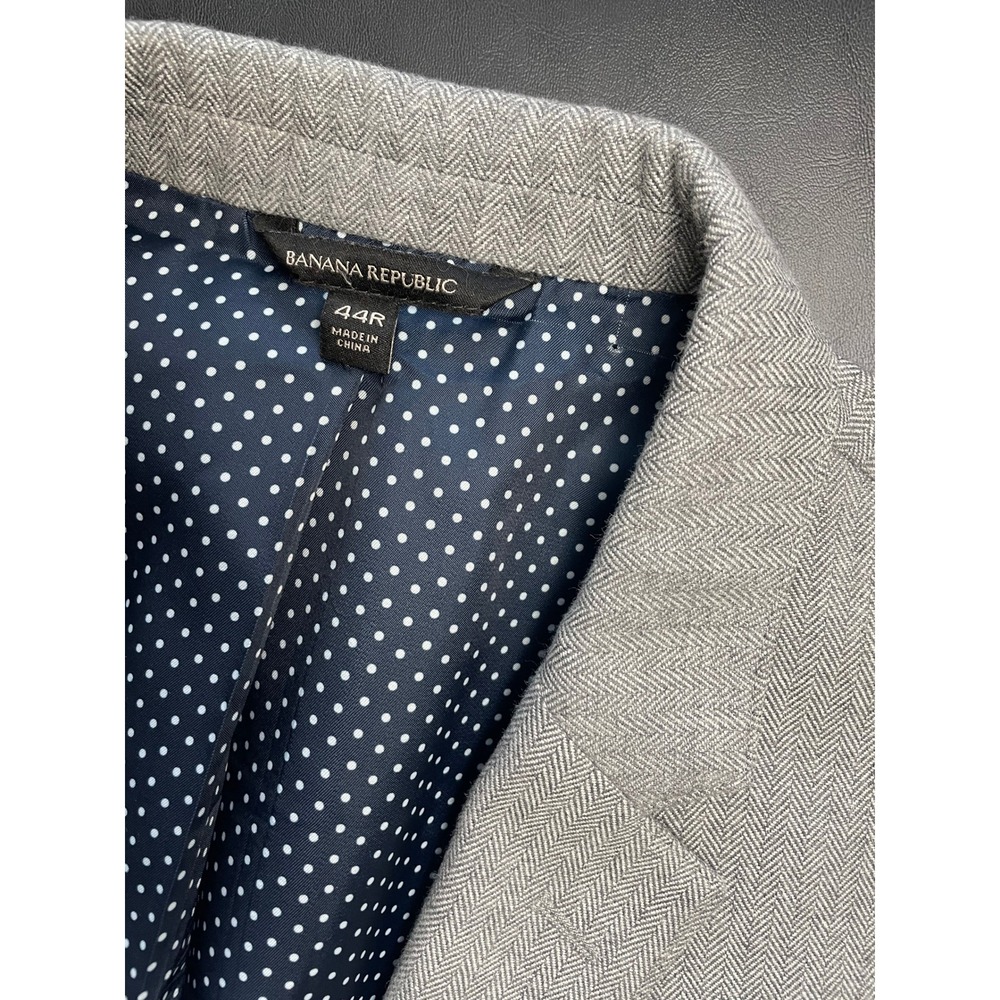 Banana Republic 44R Grey Cotton Herringbone Blazer Surg Cuffs